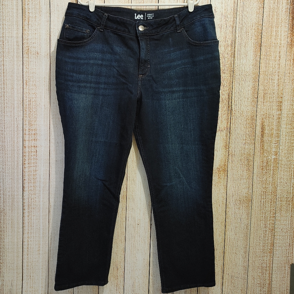 Lee mid rise straight leg jeans petite